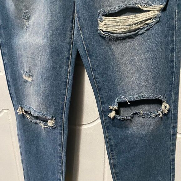 𝅺NWT Nasty Gal Too Blessed To Be Distressed Straight Leg Jeans Size 8 - Picture 2 of 11